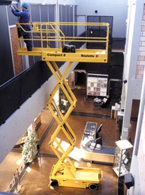 Schaarhoogwerker 7,9m accu