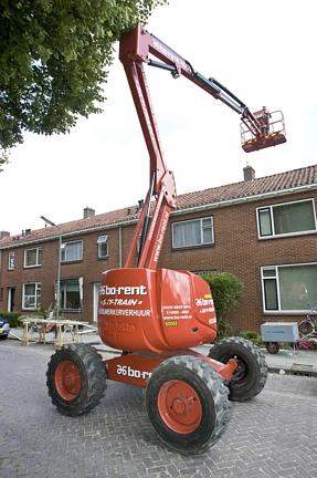 Kniktelescoophoogwerker 16m diesel